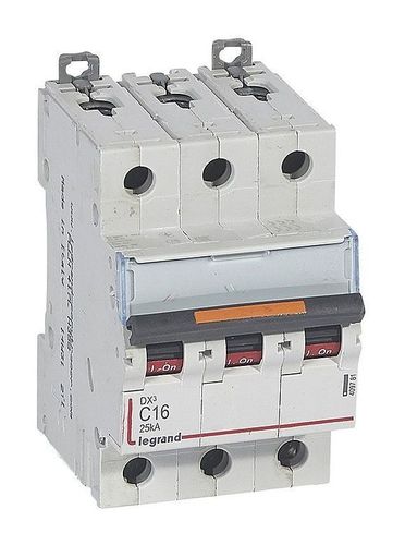 Автоматический выключатель Legrand DX³ 3P 16А (C) 25кА