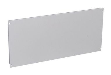 Сплошная металлическая лицевая панель на нетеряемых винтах XL³ 800//4000 - высота 400 мм - 36 модулей
